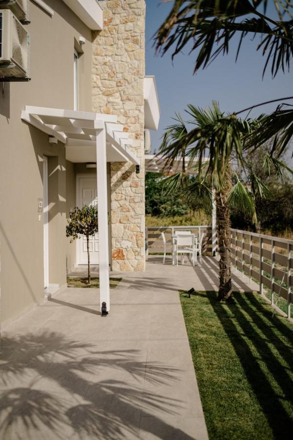 Casale Villa Nikiti  Exteriör bild