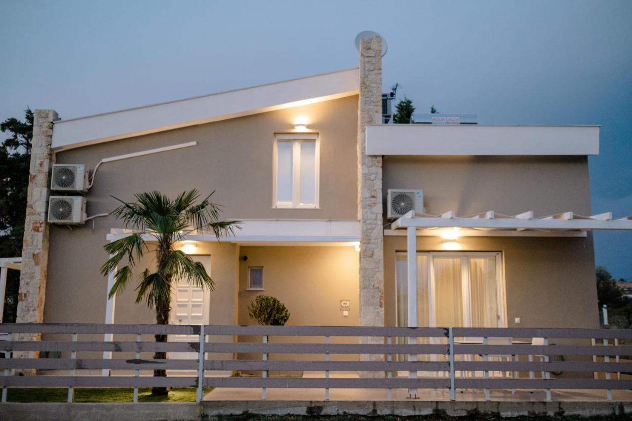 Casale Villa Nikiti  Exteriör bild